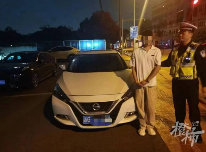 如何自測(cè)酒精能否開(kāi)車(chē)？老婆醉駕被查，擔(dān)心的老公又醉駕趕到了交警隊(duì)！